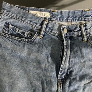 GAP Relaxed Fit Light Blue Jeans